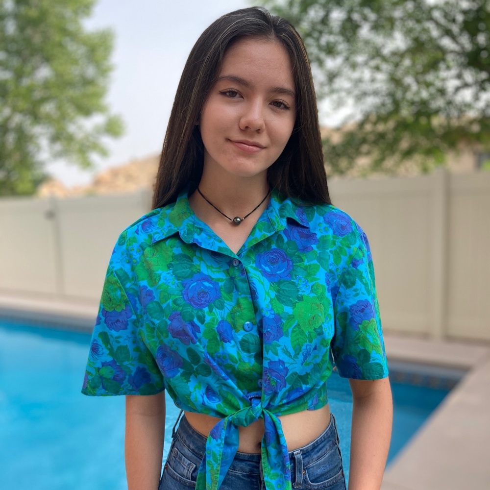 Vintage Cotton Tie-Front Cropped Blue Floral Shirt